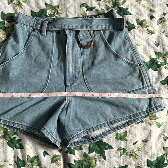 WRANGLER x URBAN OUTFITTERS Light Blue Denim High Rise Shorts with Attached Belt - Picture 7 of 7